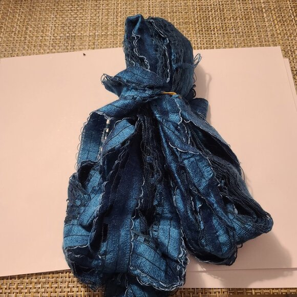 4 Skeins Of Katia Rizos Multicolor Yarn - Picture 7 of 7